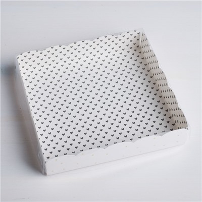 Коробка для кондитерских изделий с PVC-крышкой «Love», 15 × 15 × 3 см