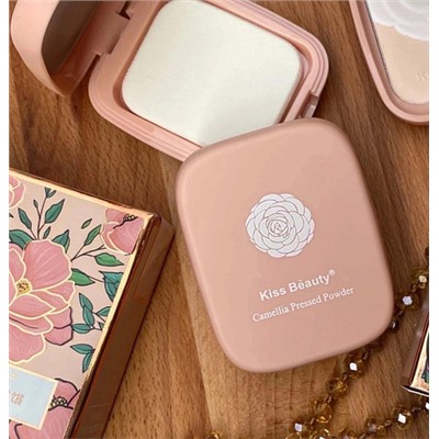 Kiss Beauty Пудра с зеркалом и спонжем Camellia Pressed Powder 8гр