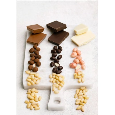 Ядро кедрового ореха в шоколаде ассорти / темный, белый,без сахара / 150 г / дой-пак /Сибирский кедр