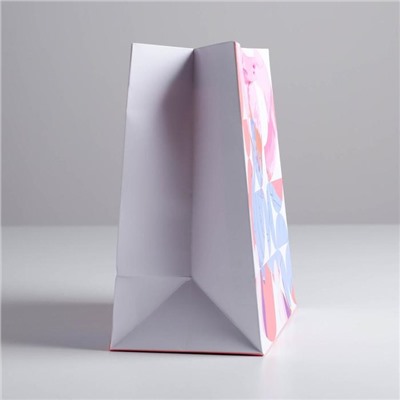 Пакет ламинированный квадратный Love, 22 × 22 × 11 см