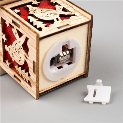 Ёлочная игрушка «Домик с птицей», батарейки, свечение тёплое белое