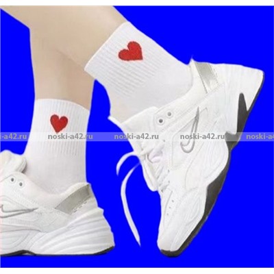 AMIGOBS носки женские белые с принтом "Сердце" арт. 9367