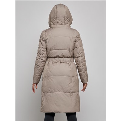 Пальто утепленное молодежное зимнее женское светло-коричневого цвета 52332SK