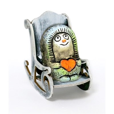 Ежик с сердцем в кресле-качалке, KN 00-127