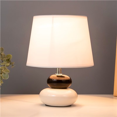 Настольная лампа "Баланс" Е14 40Вт бело-черный 17,5х17,5х23 см