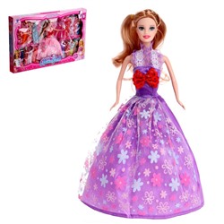 Кукла-модель "Виктория" с набором платьев 7558972