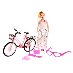 Кукла модель "Стефани на вело прогулке" с велосипедом, очками и аксессуарами, МИКС 7013620
