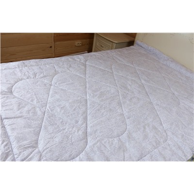 Одеяло "бамбук" с бортом (1.5-спальное) стандарт