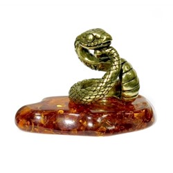 Фигурка латунная на янтаре Змея без шара, 390047