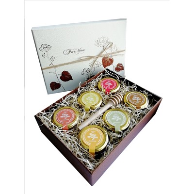 Подарочный набор "Для тебя" мёд акациевый, цветочный, липовый, с малиной, курагой и кедр. орешк. с медовой ложечкой
