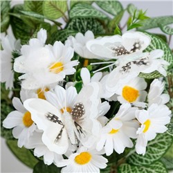 Бабочки для декора и флористики, на прищепке, пластиковые, белые, микс, 5 см и 8 см