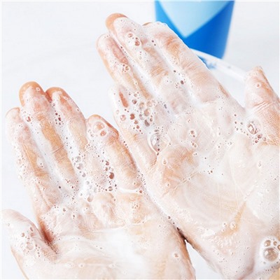 Jigott Очищающая увлажняющая пенка для лица / Vita Solution 12 Moisture Foam Cleansing, 180 мл